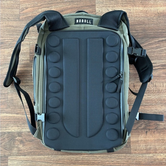 NOBULL WAXED CANVAS DUFFLEBACK - army green - Picture 8 of 10